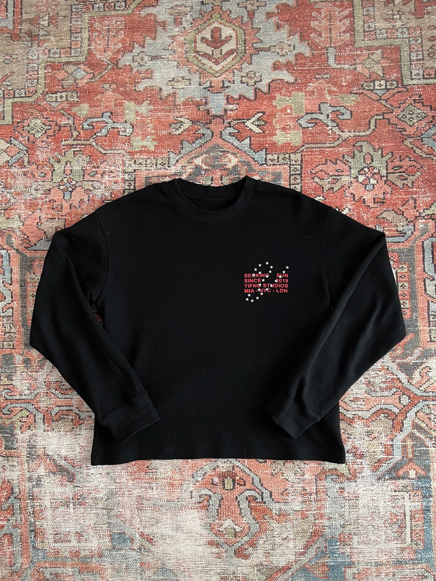 Seeking Sun Thermal (Black)